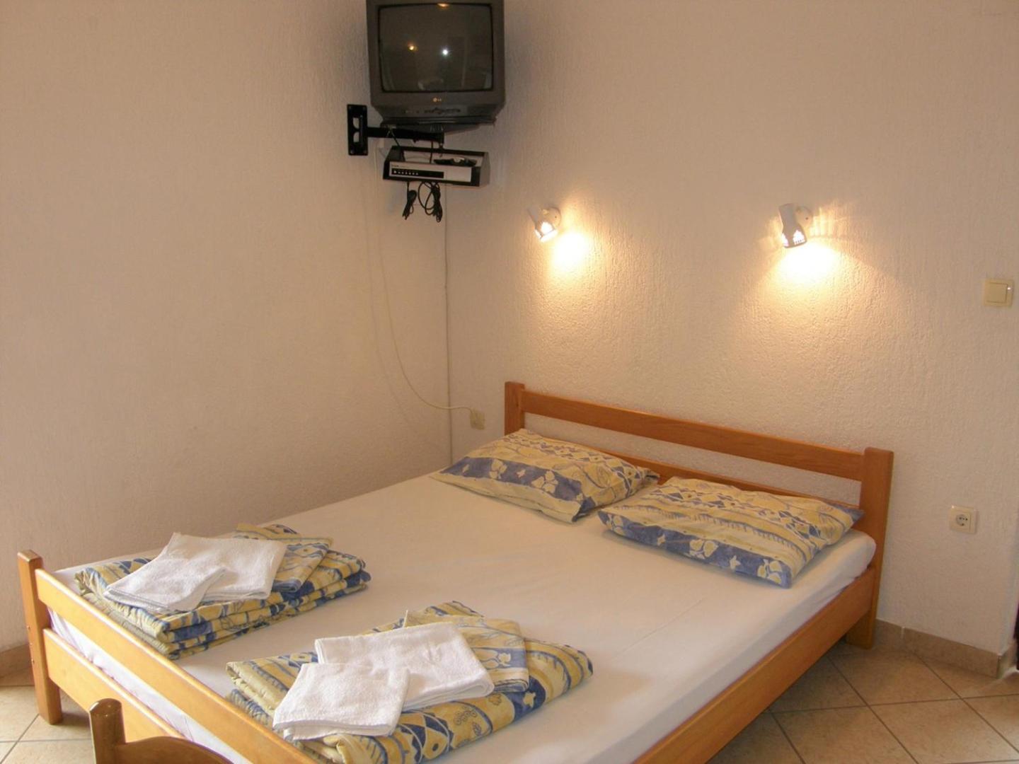 Apartments Miljenka Baška Eksteriør bilde