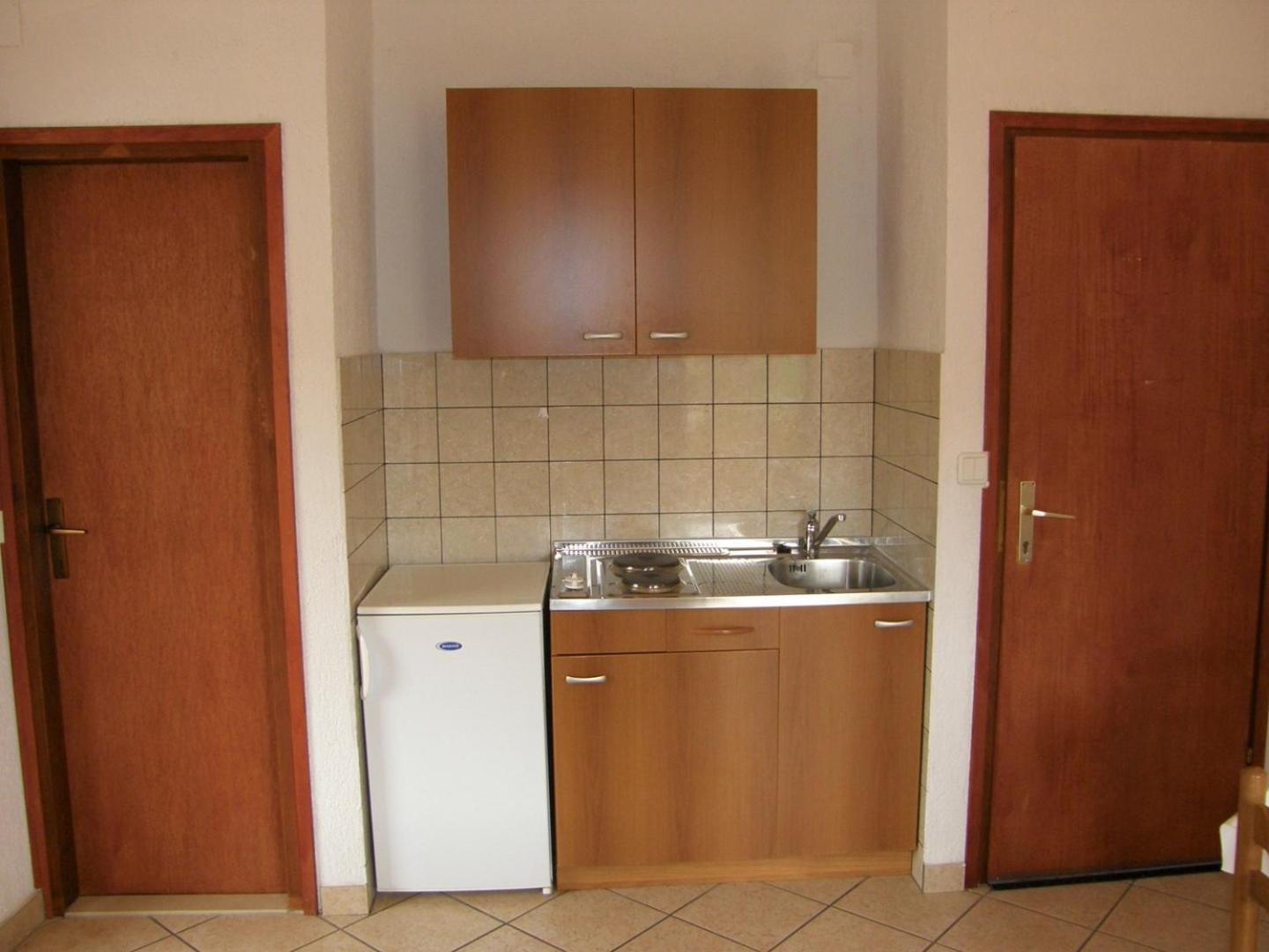 Apartments Miljenka Baška Eksteriør bilde