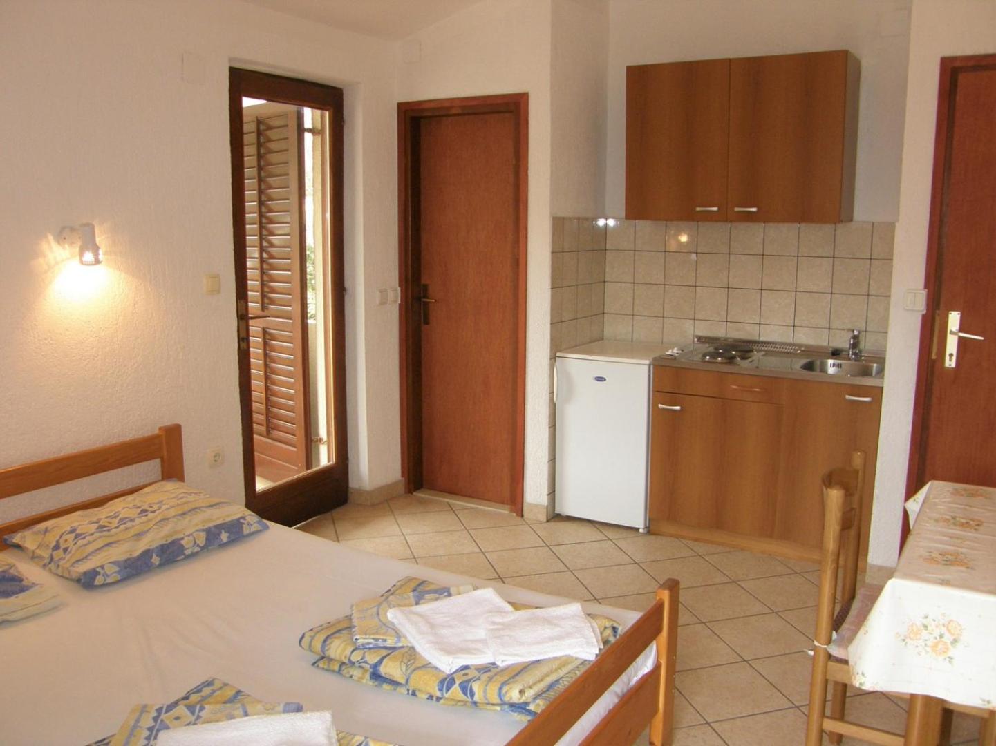 Apartments Miljenka Baška Eksteriør bilde