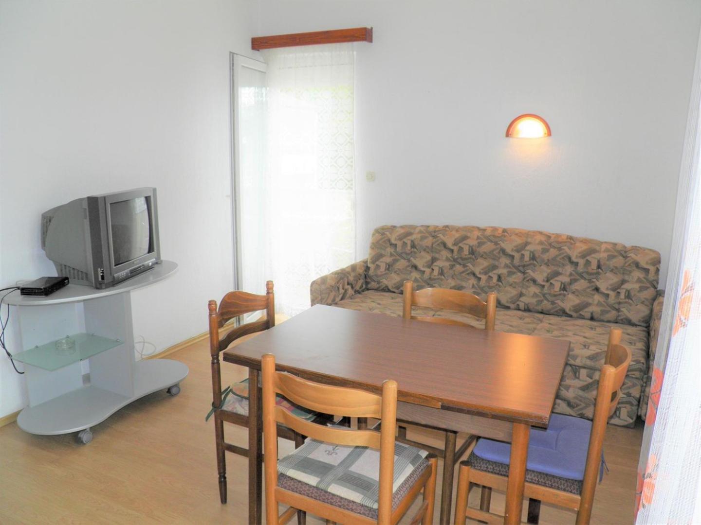 Apartments Miljenka Baška Eksteriør bilde